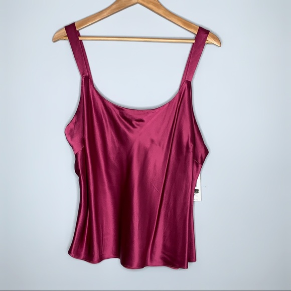 Lafayette 148 New York Tops - NWT Lafayette 148 NY Silk Raspberry Pink Tank 18